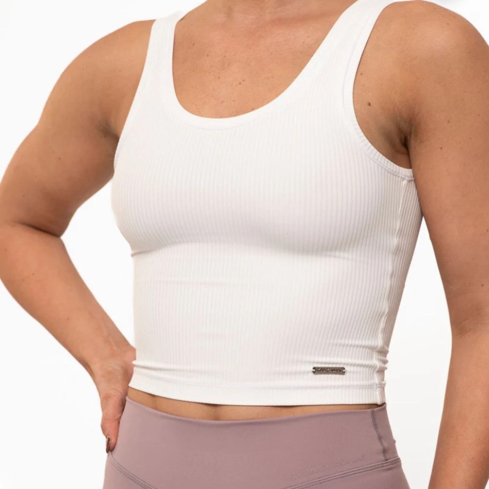 Sydney Adam’s LL collab Ribbed Tank Tops (3)